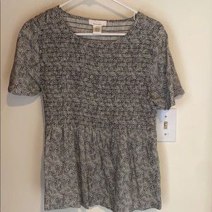 Short sleeve blouse